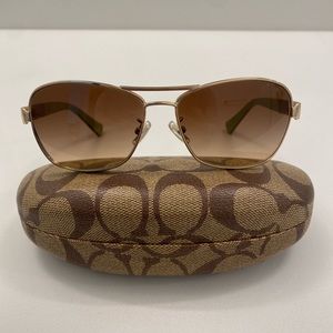 Coach luxury aviator sunglasses